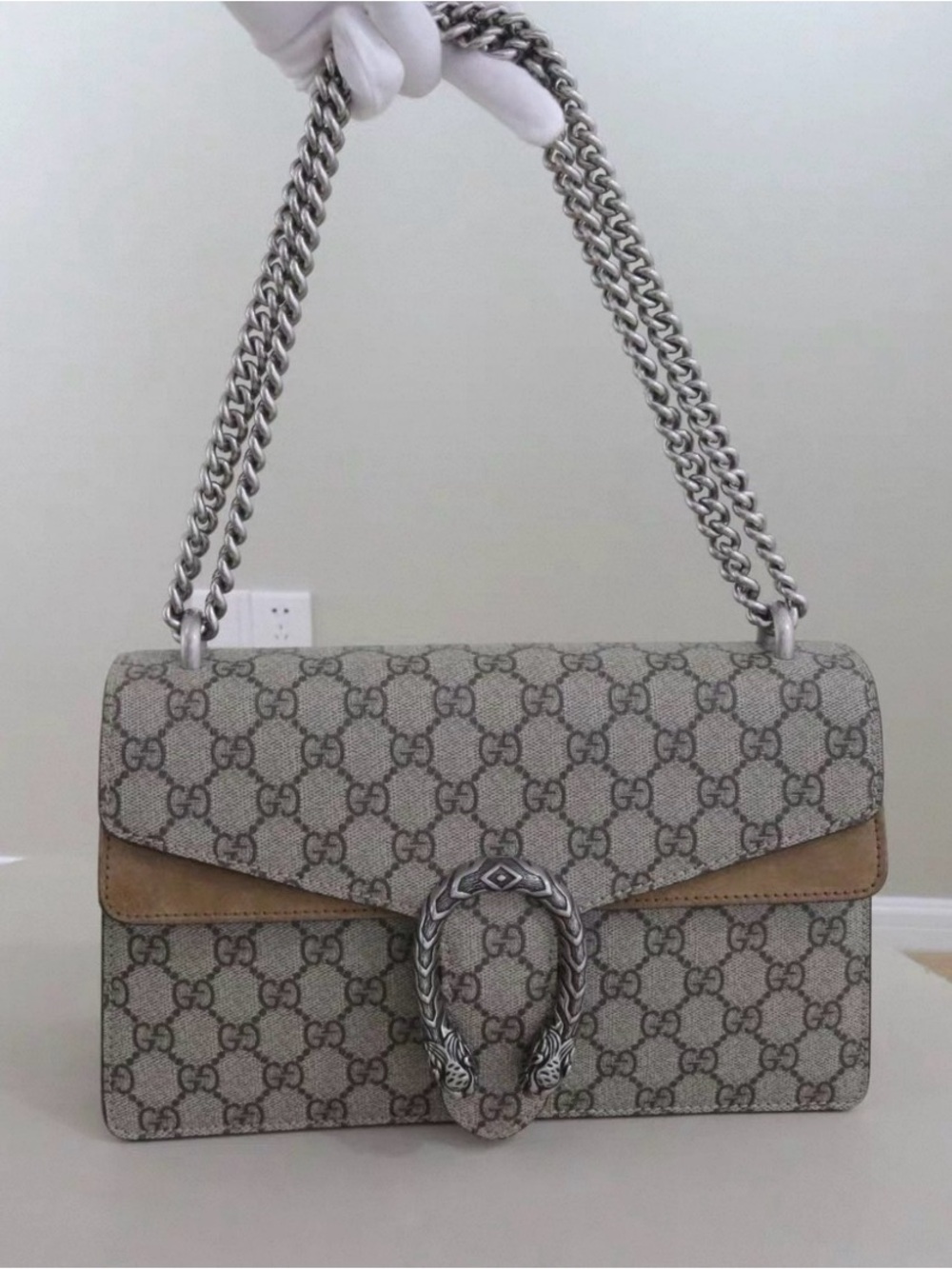 Gucci Beige/ebony GG Supreme Shoulder Bag with Silver Chain